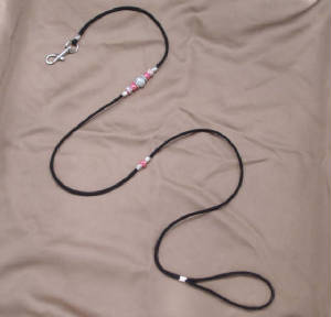 black_pink_beads.JPG